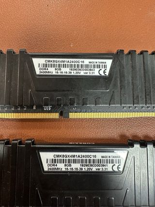 Corsair Vengeance LPX DDR4 RAM (2x8GB)2400mhz