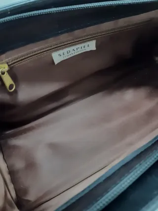 Bolso de piel negro clásico