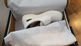 Zuecos blancos Kingsman