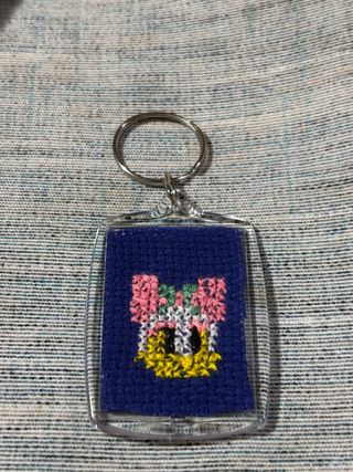 Portachiavi Daisy Duck con fiocco