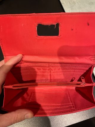 Cartera de mujer roja