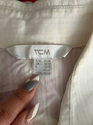 Camisa blanca de vestir