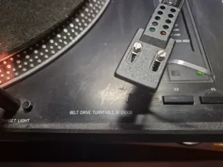 Plato giradischi Fonestar SF-2400B