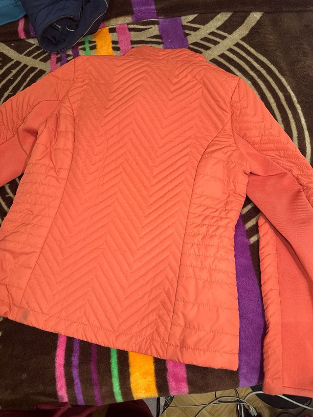 Chaqueta acolchada coral talla L