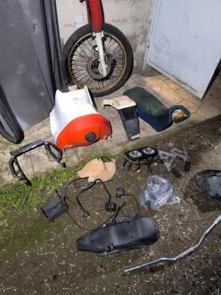 Ricambi Aprilia Tuareg 125