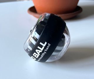 Ejercitador de muñeca y antebrazo GYRO BALL