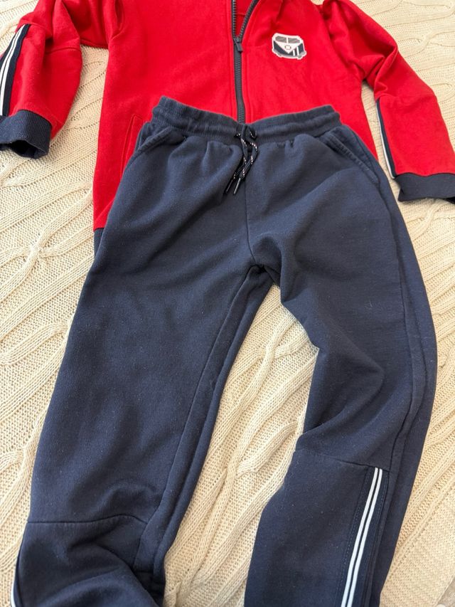Chándal niño azul y rojo