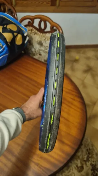 Raqueta Yonex Ezone 100 G 4 1/4 (2)