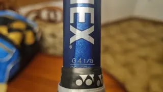 Raqueta Yonex Ezone 100 G 4 1/4 (2)