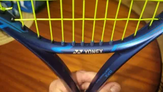 Raqueta Yonex Ezone 100 G 4 1/4 (2)
