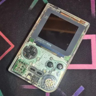 Game Boy Pocket IPS con schermo illuminato