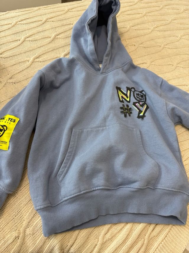 Sudadera niño azul y multicolor