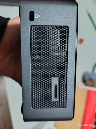 Intel NUC BOXNUC8i3BEH2 Mini PC