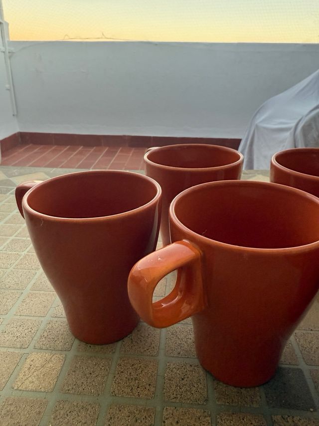 Juego de 5 tazas de terracota