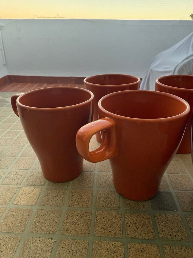 Juego de 5 tazas de terracota