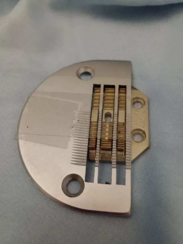 Placa de dientes máquina coser 1609 415HB