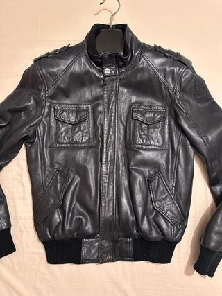 Cazadora de piel Redskins Negra