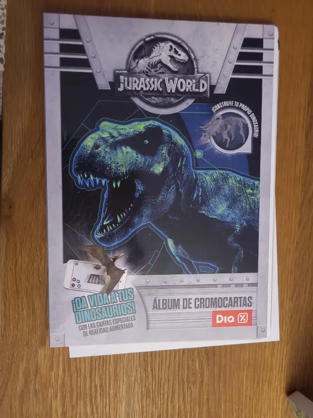 Álbum Jurásico Park Día y Maquetas