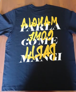 2x Magliette Wudy AIA con logo e frasi simpatiche