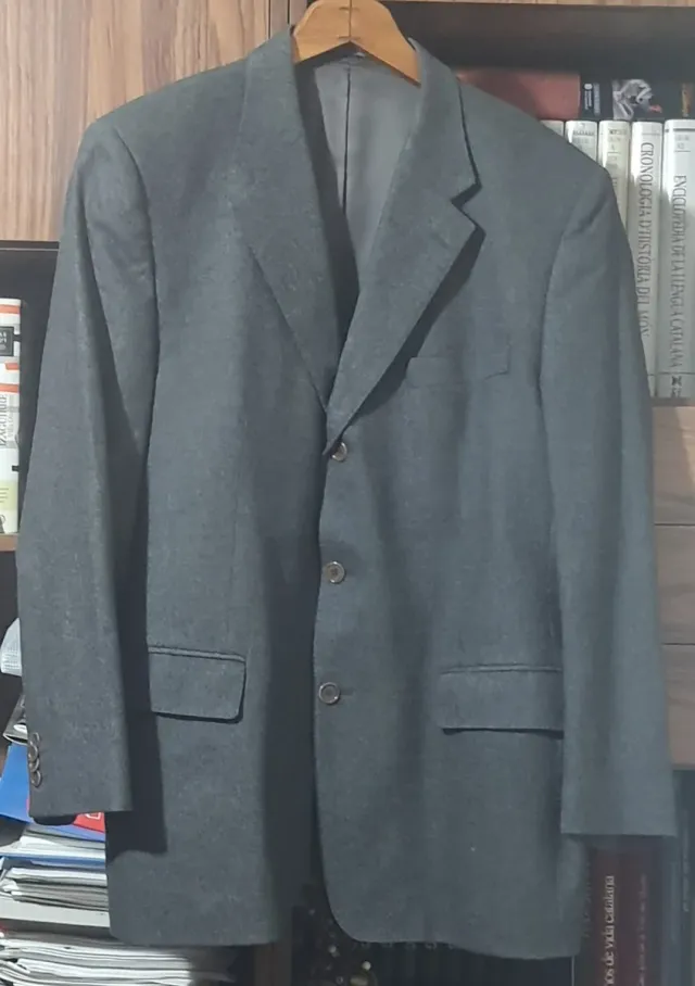 Chaqueta de lana gris oscuro hombre talla 56/49.