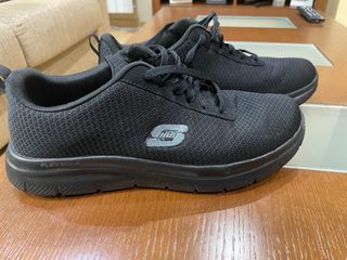 Zapatillas Skechers Negras SUELA ANTIDESLIZANTE