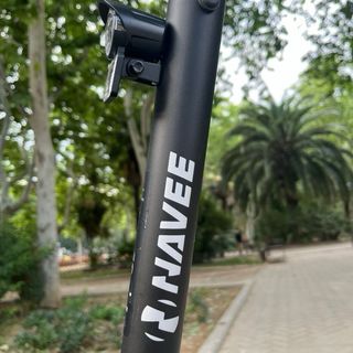 Patinete Eléctrico NAVEE N65i Negro