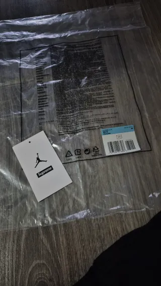 Camiseta Supreme Air Jordan Notorious B.I.G.