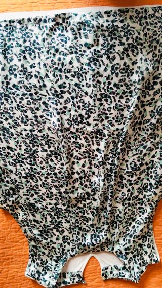 Camisa Cortefiel sin mangas estampado animal