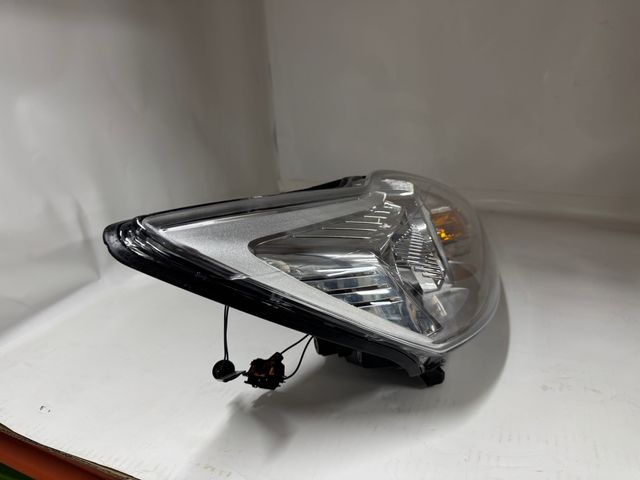 FARO DERECHO FORD FOCUS CROMADO NUEVO