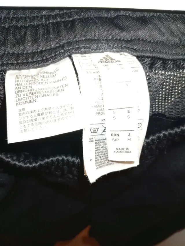 Pantalón chándal Adidas negro