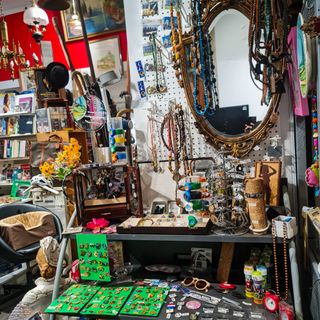 Espelho de Mesa Dupla Face Metal Cromado