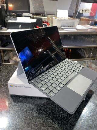 Microsoft Surface Go gris