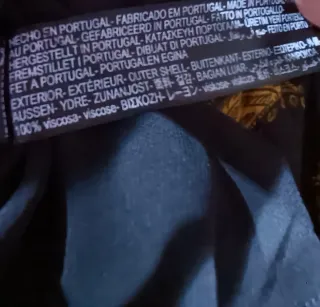 Vestido negro estampado paisley