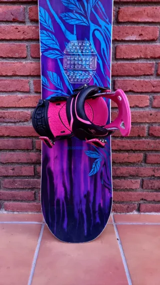 Tabla Snow Roxy Xoxo + Fijaciones Roxi Rome