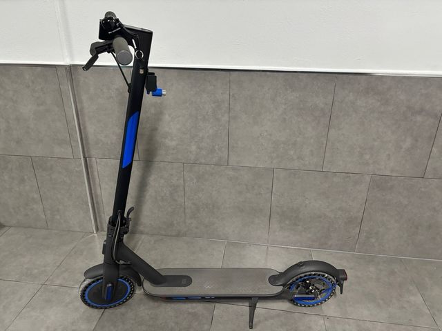 Patinete Eléctrico Xiaomi Negro/Azul