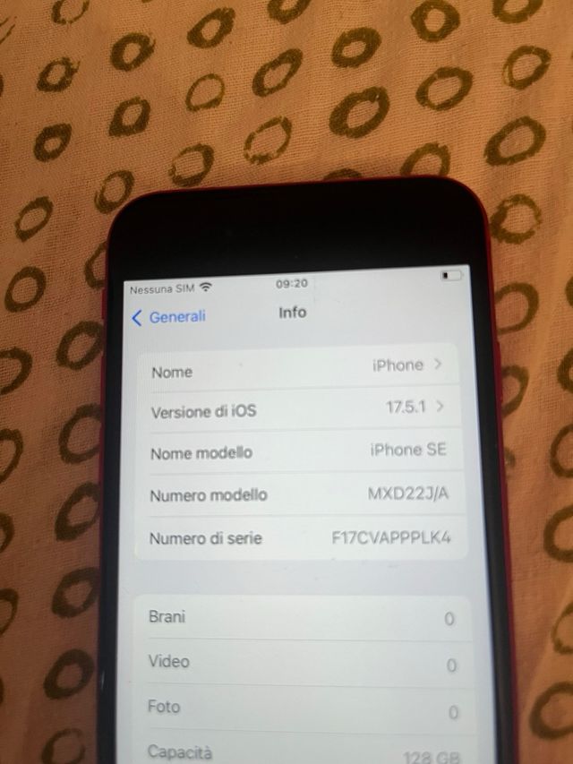 iPhone SE (3ª gen, 2022) Rosso