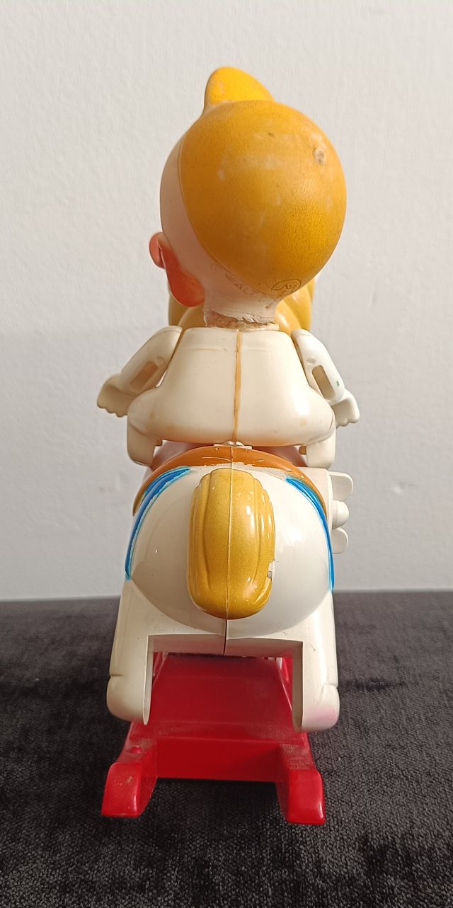 MI PANDY TOY - WALT DISNEY DONALD DUCK BARVAL 1976