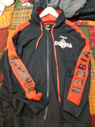 Sudadera Mr. Olympia Negra y Roja