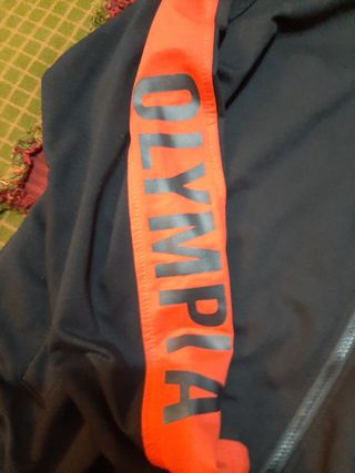 Sudadera Mr. Olympia Negra y Roja