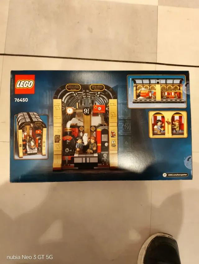 LEGO Harry Potter 76450 Book Nook Hogwarts Express