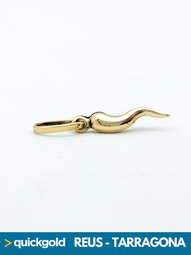 040-03-00574 COLGANTE ORO 18K  CUERNO SUERTE