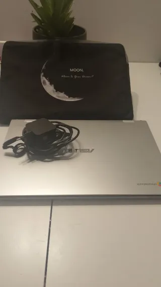 ASUS CX1500CNA Ordenador Portátil