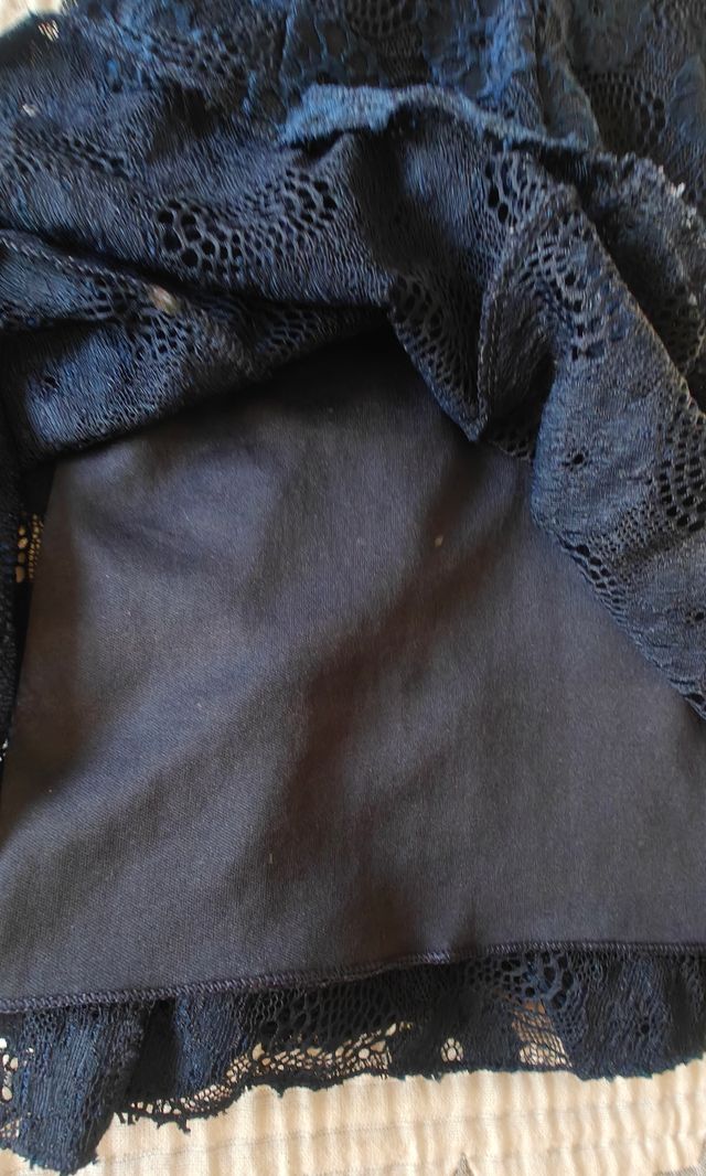 Gonna in pizzo blu e nero