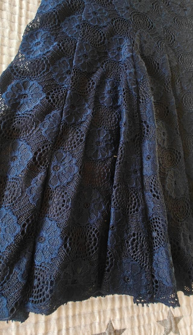 Gonna in pizzo blu e nero