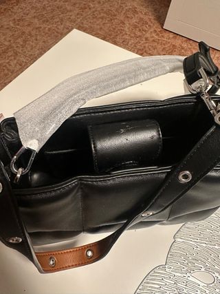Bolso Calvin Klein Negro Acolchado