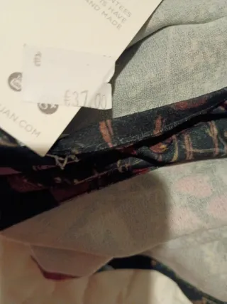 Blusón estampado SPG sin estrenar Talla XL 50-52