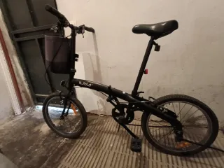 Bicicleta plegable negra