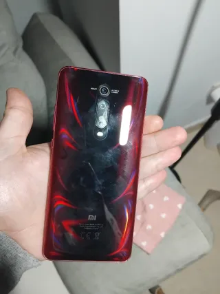 Smartphone Xiaomi Mi 9T Pro 128GB, schermo AMOLED