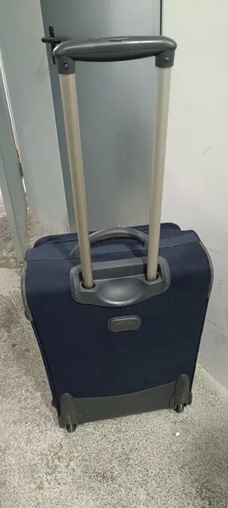 Talla L Maleta viaje Roncato Azul excelente estado