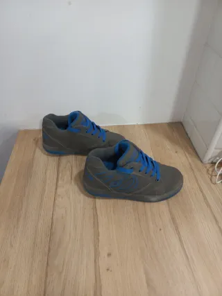 Zapatillas Heelys con ruedas grises y azules